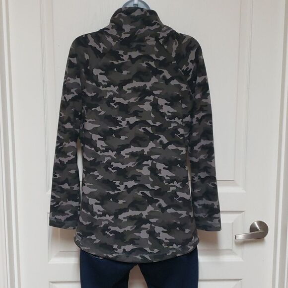 🌹Duffield Lane Camo Winter Top sz S - Picture 5 of 6